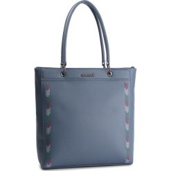 Torebka MONNARI - BAG4470-012 Blue. Niebieskie torebki klasyczne damskie Monnari, z aplikacjami, ze skóry ekologicznej, klasyczne, na ramię, zdobione, bez dodatków. W wyprzedaży za 199,00 zł.