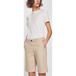 Tommy Hilfiger - Szorty. Brązowe szorty damskie TOMMY HILFIGER, s, bez wzorów, z elastanu, casualowe. Za 399,90 zł.