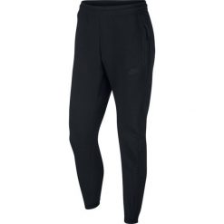 Spodnie Nike NSW Tech Fleece Track Woven (928573-010). Spodnie męskie Nike, na co dzień, m, bez wzorów, z poliesteru. Za 239,99 zł.