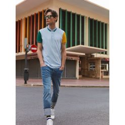 SPODNIE DENIM DOPASOWANE. Niebieskie spodnie męskie Top Secret, na co dzień, na lato, s, bez wzorów, z jeansu. Za 129,99 zł.