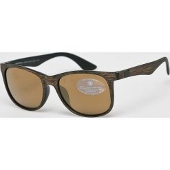 Medicine - Okulary Basic. Pomarańczowe okulary przeciwsłoneczne męskie marki MEDICINE, z materiału, prostokątne. Za 49,90 zł.
