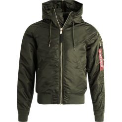 Alpha Industries Kurtka zimowa dark green gold. Zielone marynarki męskie Alpha Industries, na zimę, xl, bez wzorów, z nylonu. Za 839,00 zł.