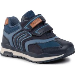 Sneakersy GEOX - J Pavel G. A J9415A 0AFFU C4002 M Navy. Niebieskie trampki chłopięce Geox, bez wzorów, ze skóry ekologicznej, na rzepy. Za 239,00 zł.