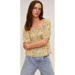 Mango - Bluzka Nicole. Białe bluzki damskie Mango, na co dzień, s, w kwiaty, z poliesteru, casualowe, z dekoltem karo, z krótkim rękawem. W wyprzedaży za 69,90 zł.