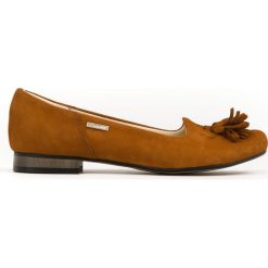 Klasyczne balerinki z frędzlami - skóra naturalna - model 009 - kolor rudy. Czerwone baleriny damskie Zapato, bez wzorów, ze skóry, eleganckie, na niskim obcasie, na obcasie. W wyprzedaży za 209,30 zł.