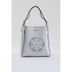 Shopper bag z kwiatkami. Szare torby na zakupy damskie marki Monnari, w paski, ze skóry, na ramię, zdobione, z aplikacjami. Za 99,60 zł.