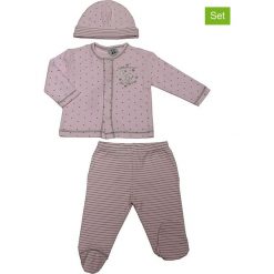 3-częściowy zestaw "Welcome to the World" w kolorze jasnoróżowym. Różowe kurtki niemowlęce w paski, z bawełny. W wyprzedaży za 42,95 zł.