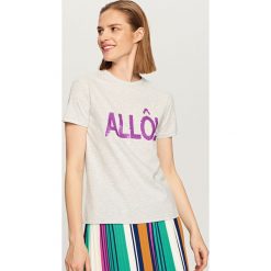 T-shirty damskie: T-shirt z dwustronnymi cekinami – Jasny szar