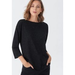 Bluzka oversize z metalizowanym włóknem - Czarny. Czarne bluzki damskie marki House, s, bez wzorów, z włókna, bez kołnierzyka, bez rękawów. Za 45,99 zł.