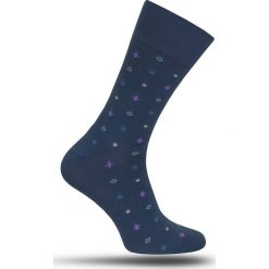 Skarpetki More - Wzór w Gwiazdki - Granatowe, Męskie SKMORE075051starsblue. Niebieskie skarpetki męskie More, bez wzorów, z tkaniny. Za 12,90 zł.