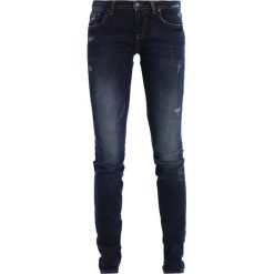 LTB CLARA Jeansy Slim fit darkblue denim. Niebieskie rurki damskie marki LTB, z elastanu. W wyprzedaży za 223,20 zł.