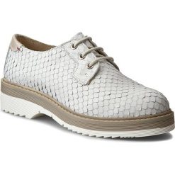 Półbuty WRANGLER - Riva Snake WL161713 Offwhite 98. Brązowe półbuty damskie Wrangler, z nubiku. W wyprzedaży za 229,00 zł.