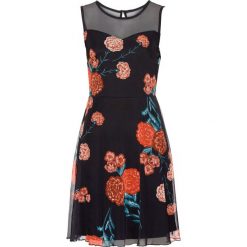 Sukienka z siatkowego materiału w kwiaty bonprix czarny w kwiaty. Czarne sukienki damskie bonprix, w kwiaty. Za 109,99 zł.