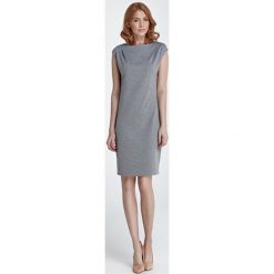 Sukienka eva - szary. Szare sukienki damskie NIFE, do pracy, xl, bez wzorów, z poliesteru, eleganckie, z klasycznym kołnierzykiem, bez rękawów. Za 199,00 zł.
