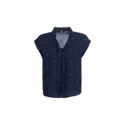 Bluzki Le Temps des Cerises MAKE. Niebieskie bluzki damskie marki Le Temps Des Cerises, s, bez wzorów, bez kołnierzyka, bez rękawów. Za 259,00 zł.