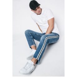 Pepe Jeans - Jeansy Cane. Niebieskie jeansy męskie Pepe Jeans, bez wzorów. W wyprzedaży za 269,90 zł.