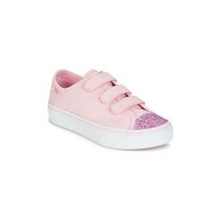Buty Dziecko Vans STYLE 23 V. Różowe trampki dziewczęce Vans, bez wzorów, bez zapięcia. Za 191,20 zł.