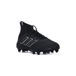 Buty do piłki nożnej adidas PREDATOR 18.1 FG. Czarne halówki męskie marki Adidas, ze skóry, do piłki nożnej. Za 842,23 zł.