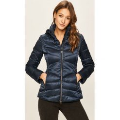 EA7 Emporio Armani - Kurtka puchowa. Niebieskie kurtki damskie s, z poliesteru, krótkie. Za 1169,00 zł.