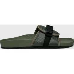 Pepe Jeans - Klapki Ultra Bio Slider. Czerwone kapcie męskie Pepe Jeans, z jeansu, bez zapięcia. W wyprzedaży za 159,90 zł.