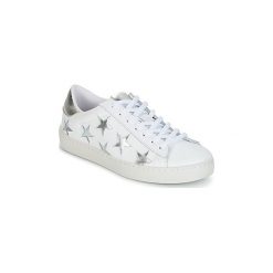 Buty Victoria DEPORTIVO LASER ESTRELLAS. Białe trampki i tenisówki damskie Victoria, bez wzorów, bez zapięcia. Za 279,20 zł.