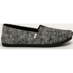 Toms - Espadryle Classic. Czarne espadryle damskie Toms, bez wzorów, z materiału, bez obcasa, na obcasie. W wyprzedaży za 199,90 zł.