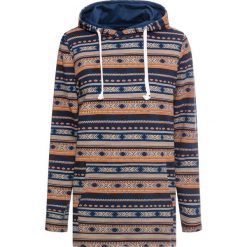 Długa bluza w etniczny deseń bonprix ciemnoniebieski wzorzysty. Niebieskie bluzy damskie bonprix, z nadrukiem, z długim rękawem, długie, bez kaptura. Za 109,99 zł.