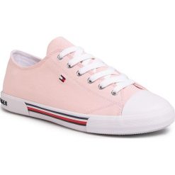 Trampki TOMMY HILFIGER - Low Cut Lace-Up Sneaker T3A4-30605-0890 D Pink 302. Różowe trampki dziewczęce TOMMY HILFIGER, bez wzorów, z gumy, na sznurówki. Za 279,00 zł.