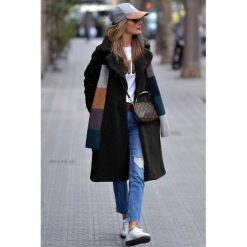 Płaszcz KLODINA BLACK. Czarne płaszcze damskie Płaszcz KLODINA BLACK, s, bez wzorów. W wyprzedaży za 109,00 zł.