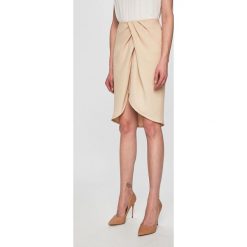 Pinko - Spódnica. Brązowe spódniczki damskie Pinko, na co dzień, bez wzorów, z poliesteru, mini, asymetryczne. W wyprzedaży za 499,90 zł.