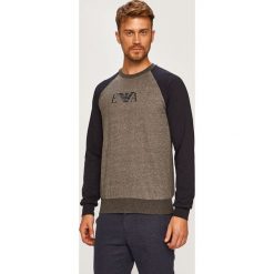 Emporio Armani - Bluza. Szare bluzy męskie xxl, z nadrukiem, z elastanu, z okrągłym kołnierzem. W wyprzedaży za 259,90 zł.
