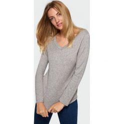Dopasowany sweter. Swetry damskie Greenpoint, bez wzorów, z poliesteru, bez rękawów, bez kaptura. Za 69,99 zł.