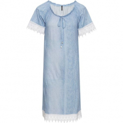 Sukienka shirtowa z materiału w optyce dżinsu bonprix niebieski. Niebieskie sukienki damskie bonprix, w koronkowe wzory, z koronki, bez kołnierzyka, bez rękawów. Za 109,99 zł.