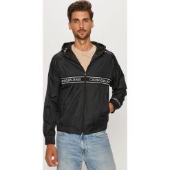 Calvin Klein Jeans - Kurtka. Czarne płaszcze męskie Calvin Klein Jeans, s, bez wzorów, z elastanu, krótkie, z kapturem. Za 699,90 zł.
