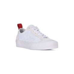 Buty Vans STYLE 36 DECON. Białe trampki męskie Vans, bez wzorów, bez zapięcia. Za 326,08 zł.