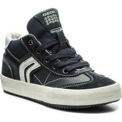 Sneakersy GEOX - J Alonisso B. C J742CC 0FU22 C0661 S Navy/Grey. Niebieskie trampki chłopięce Geox, bez wzorów, z zamszu, na sznurówki. W wyprzedaży za 139,00 zł.