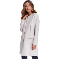 Płaszcz zapinany na suwak. Białe płaszcze damskie Top Secret, na lato, bez wzorów, eleganckie. W wyprzedaży za 164,99 zł.