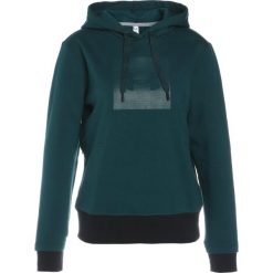 Bluzy damskie: Under Armour THREADBORNE Bluza z kapturem arden green