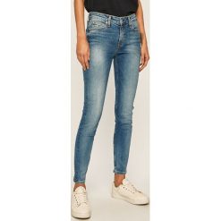 Calvin Klein Jeans - Jeansy. Niebieskie jeansy damskie Calvin Klein Jeans. Za 449,90 zł.