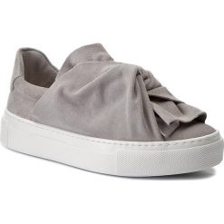 Półbuty BRONX - ByardenX 65913-C Grey 08. Szare półbuty damskie Bronx, z aplikacjami, ze skóry, bez obcasa, na obcasie, bez zapięcia. W wyprzedaży za 239,00 zł.