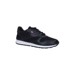 Buty Casu Czarne buty sportowe sznurowane 826-1. Czarne trampki i tenisówki damskie Casu, bez wzorów, sportowe. Za 40,00 zł.
