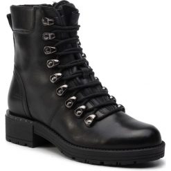 Trapery LASOCKI - WI16-DANA-05 Black. Czarne trapery damskie Lasocki, ze skóry, bez obcasa, bez zapięcia. Za 249,99 zł.