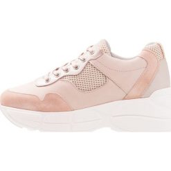 Trampki damskie slip on: Bullboxer Tenisówki i Trampki rose
