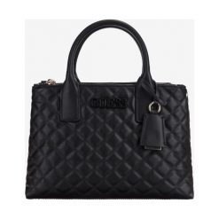 Guess Elliana Torebka Czarny. Czarne torebki klasyczne damskie Guess, w paski, z materiału, bez dodatków. Za 671,95 zł.