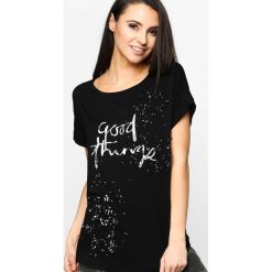 Czarny T-shirt Hight Vibrations. Czarne t-shirty damskie marki Born2be, l, z aplikacjami, z okrągłym kołnierzem. Za 49,99 zł.