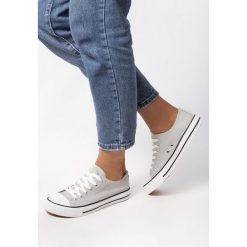 Szare Trampki Jazlyn. Szare trampki i tenisówki damskie Born2be, bez wzorów, bez zapięcia. W wyprzedaży za 49,99 zł.