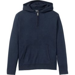 Sweter z kapturem z bawełny z recyclingu bonprix ciemnoniebieski. Niebieskie swetry męskie marki bonprix, s, bez wzorów, z bawełny, z kapturem, z kapturem. Za 69,99 zł.