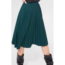 Plisowana midi spódnica - Khaki. Brązowe spódniczki damskie Mohito, bez wzorów, midi. Za 99,99 zł.