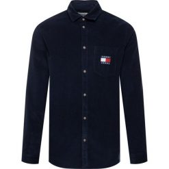 Koszula Tommy Jeans Corduroy Comfort DM0DM07131. Niebieskie koszule męskie Tommy Jeans, m, bez wzorów, z bawełny, casualowe, bez kołnierzyka, bez rękawów. W wyprzedaży za 269,00 zł.