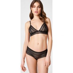 Samsoe & Samsoe Figi Marilyn 9702 - Black. Czarne figi damskie marki Samsøe & Samsøe, w koronkowe wzory, z bawełny. Za 121,95 zł.